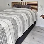 Feriehus Amazing In Nykobing M With Wifi